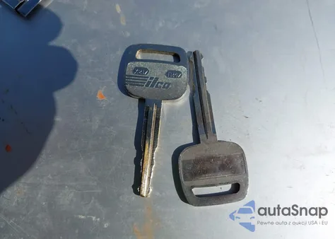 2003 Toyota Camry Le из США, поврежденный, VIN JTDBE32K330166642